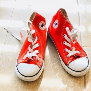 Converse Chuck Taylor orange